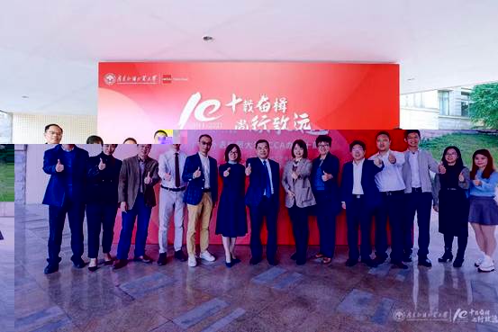說明: 6a10f7882adf3525d13f3d357494ecc